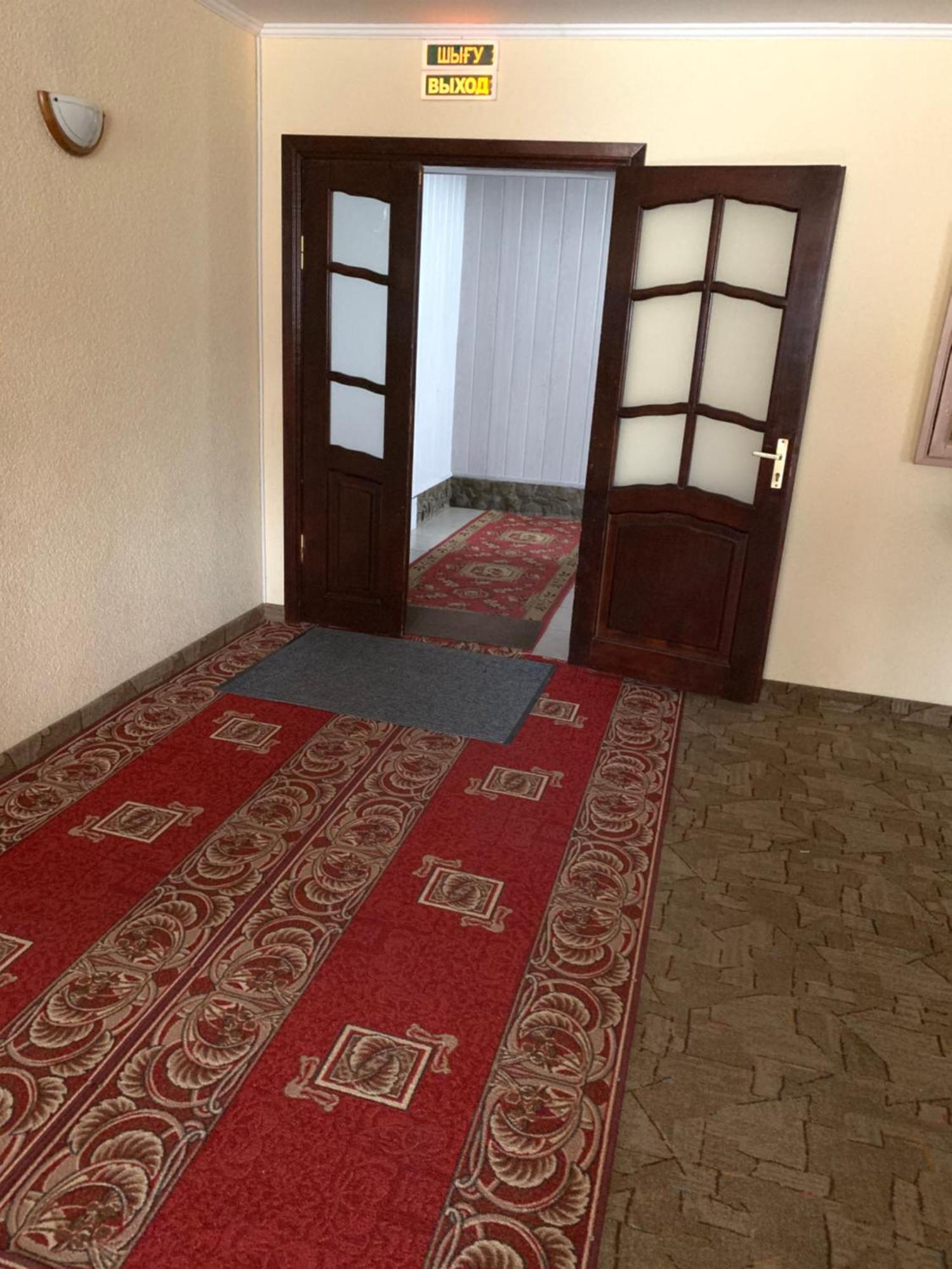 Гостиница Илек Aqtöbe Luaran gambar
